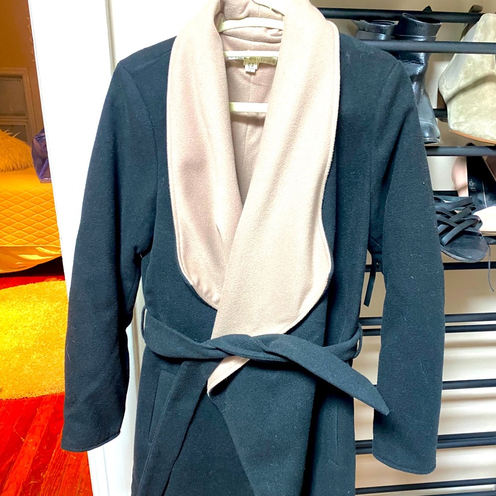 TWO TONE COZY WINTER COAT WITH TIE